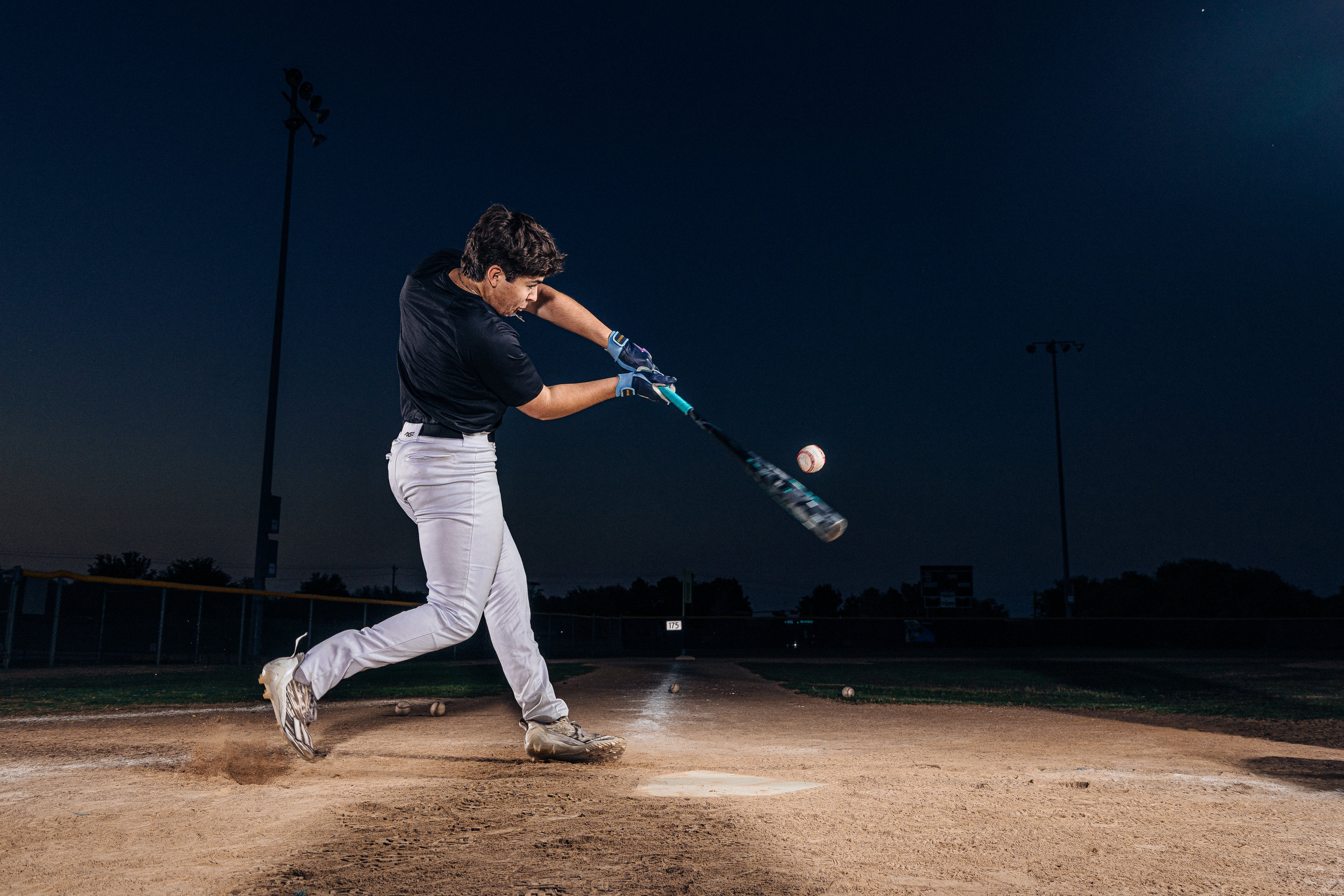 Axe Strato 3 BBCOR Baseball Bat | -3 | Flared Handle | - Image 10